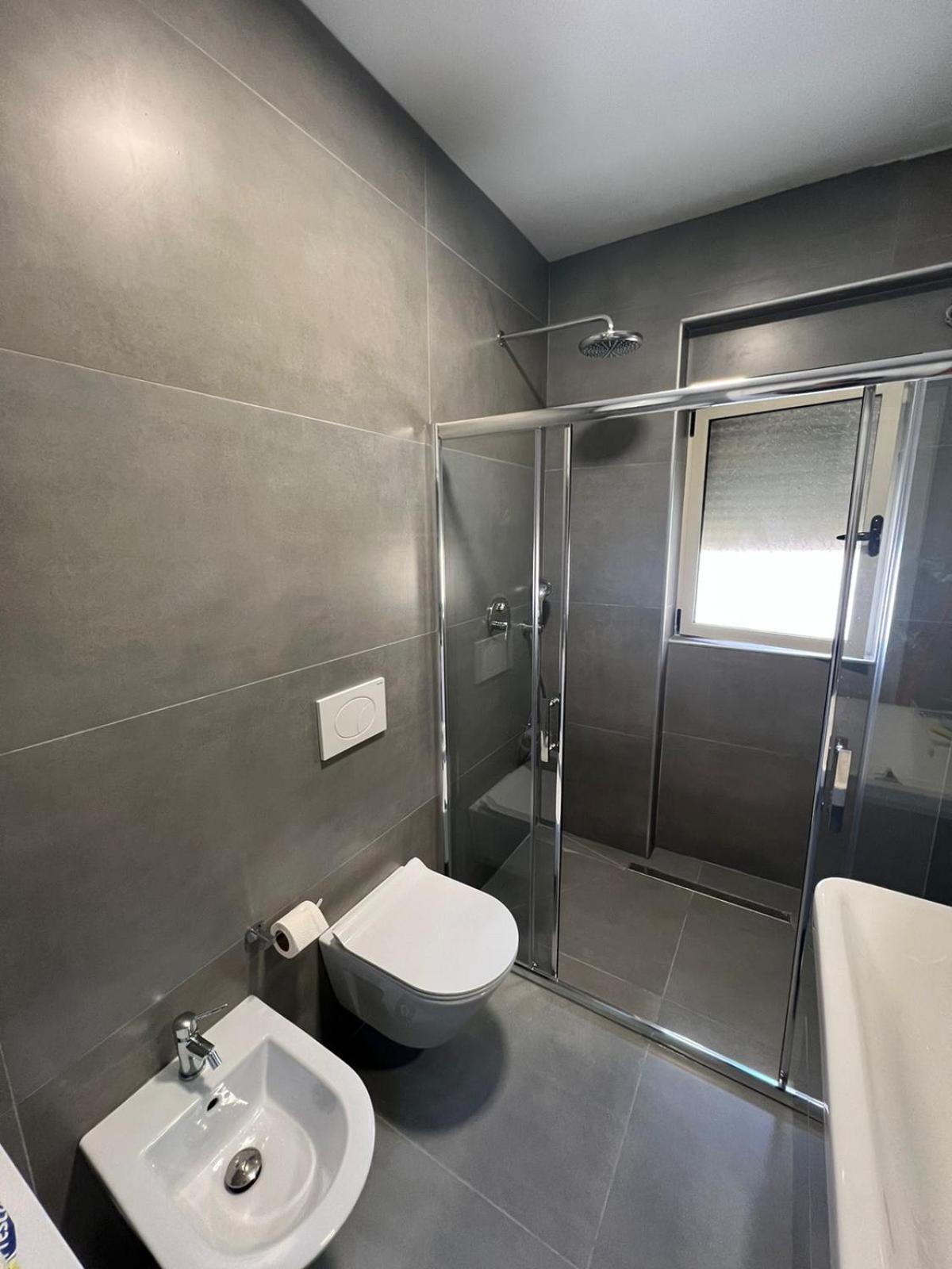 Split Rooftop Suites Durres Luaran gambar